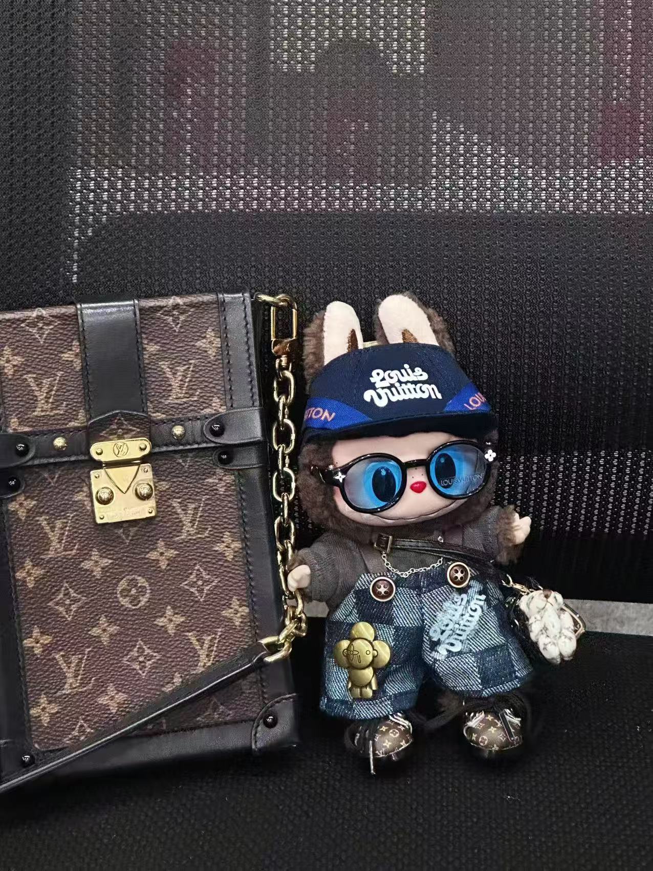 NEW LUXURY CLOTHES(Handmade Design)